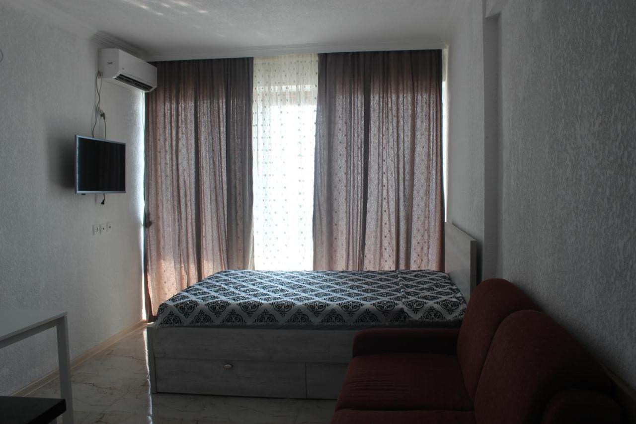 Apartment On The Back Sea Batum Dış mekan fotoğraf